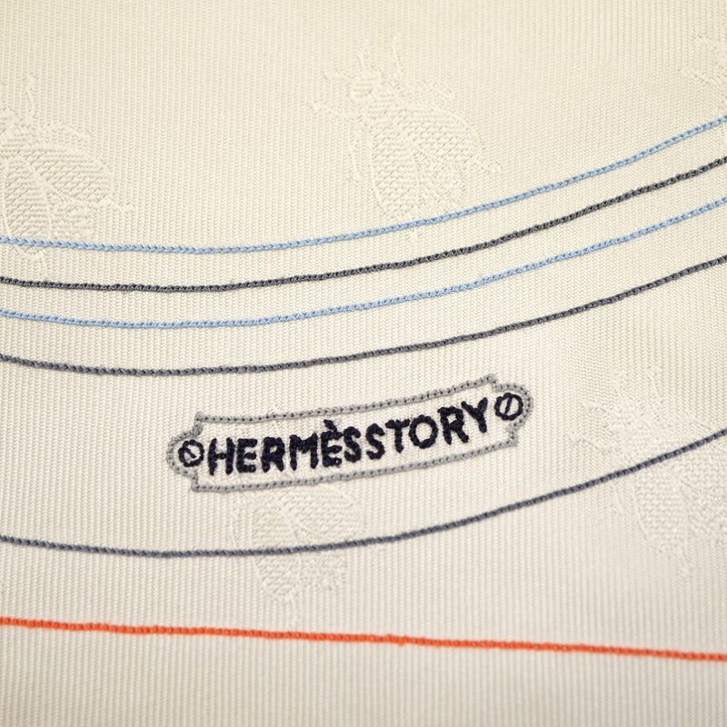 Hermes Story Triangle Scarf Embroidered Beaded Carré Silk Ivory 0109hermes