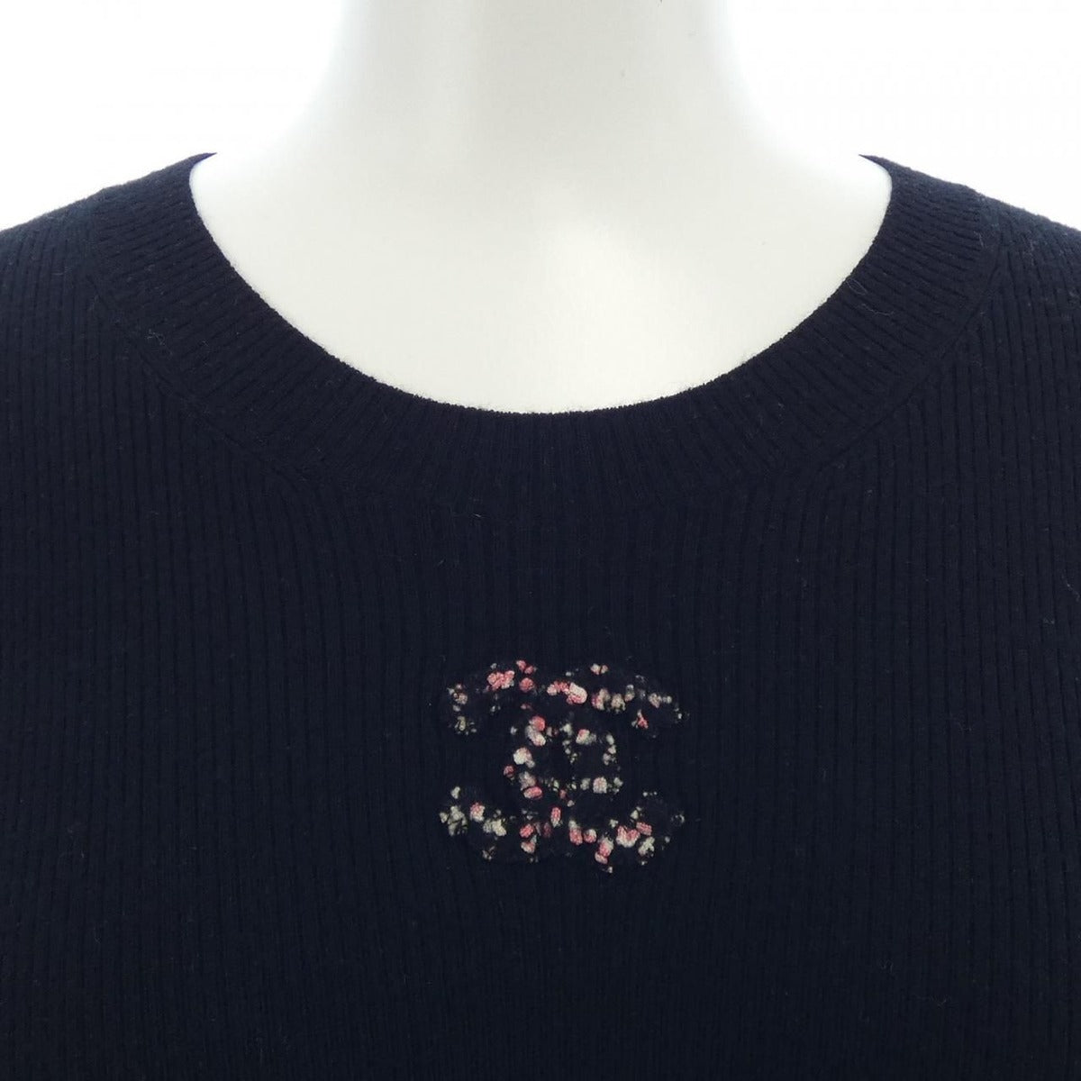 Chanel 22K Knit Top — view 6