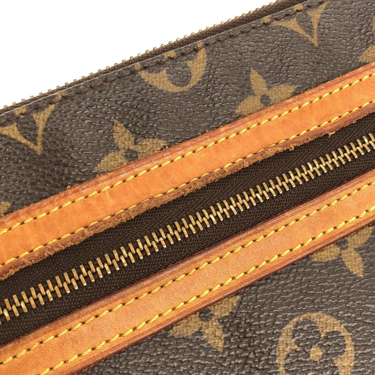 Louis Vuitton Monogram Pochette Bosford Shoulder Bag — view 6