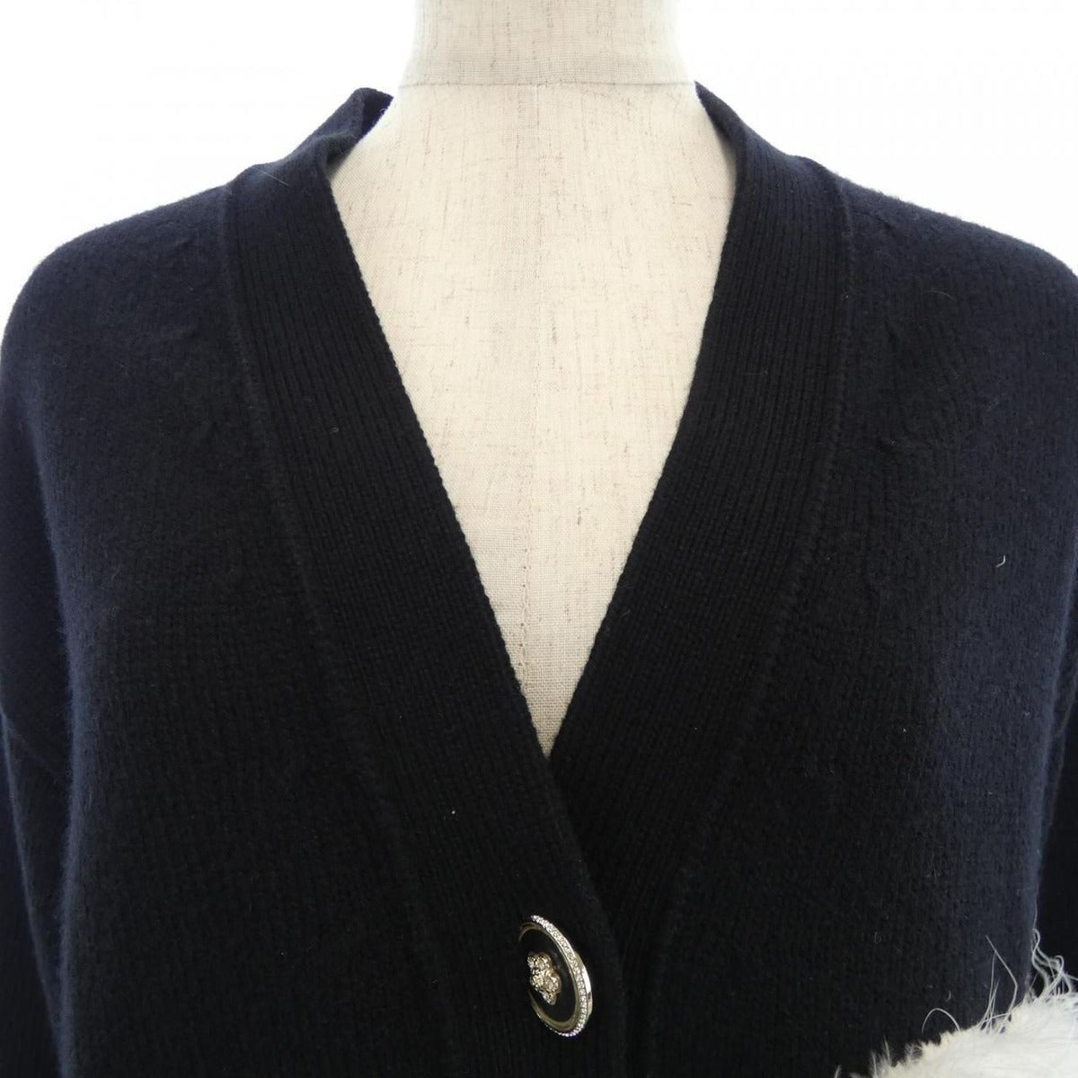 Chanel Cardigan Cashmere Black — view 6