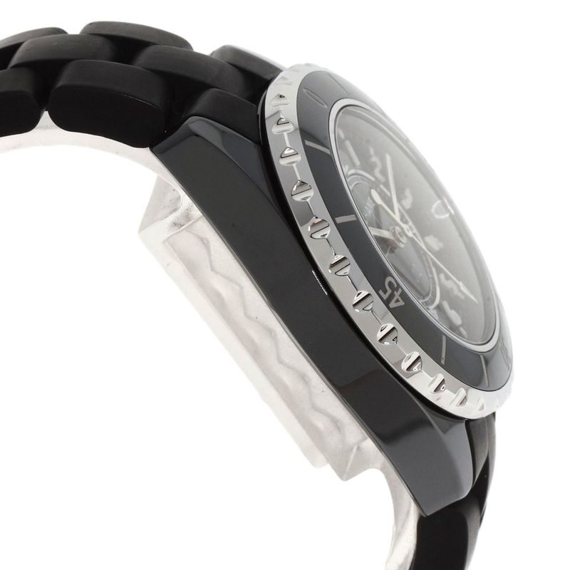 Chanel H0681 J12 33mm (130in) Watch Ceramic Rubber Ladies