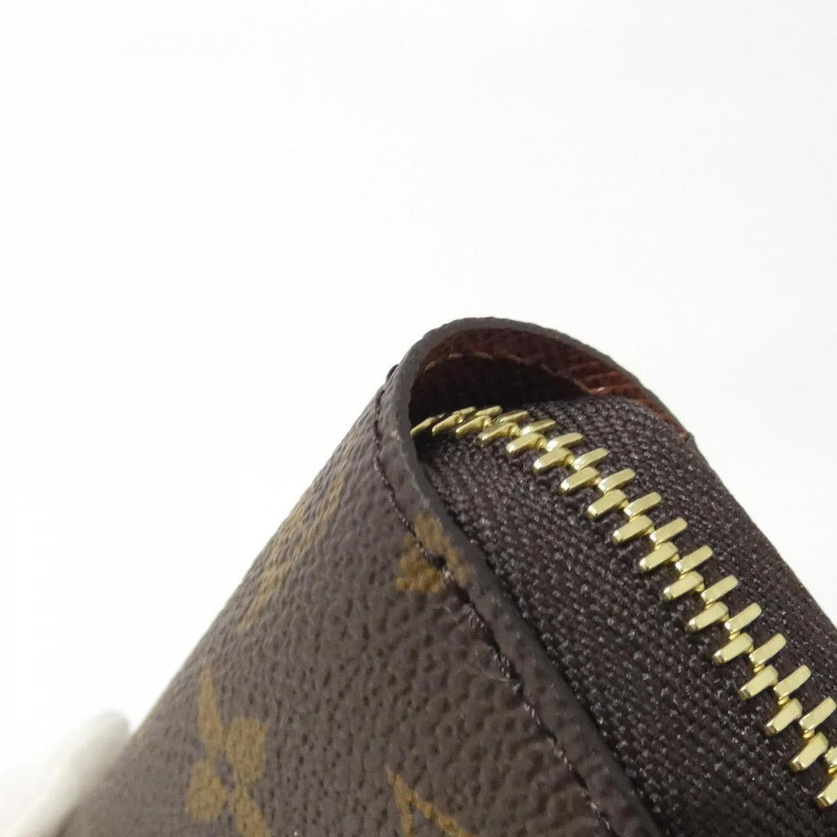 Louis Vuitton Monogram Zippy Wallet — view 3