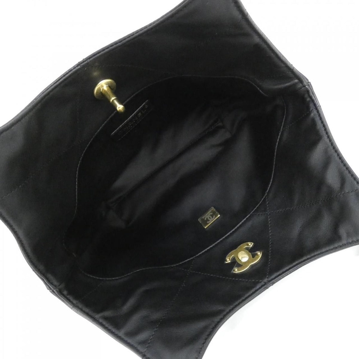 Chanel Bag Black — view 8