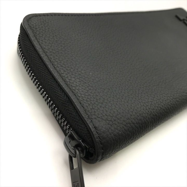 Louis Vuitton Taurillon Leather Zippy Wallet Vertical Black