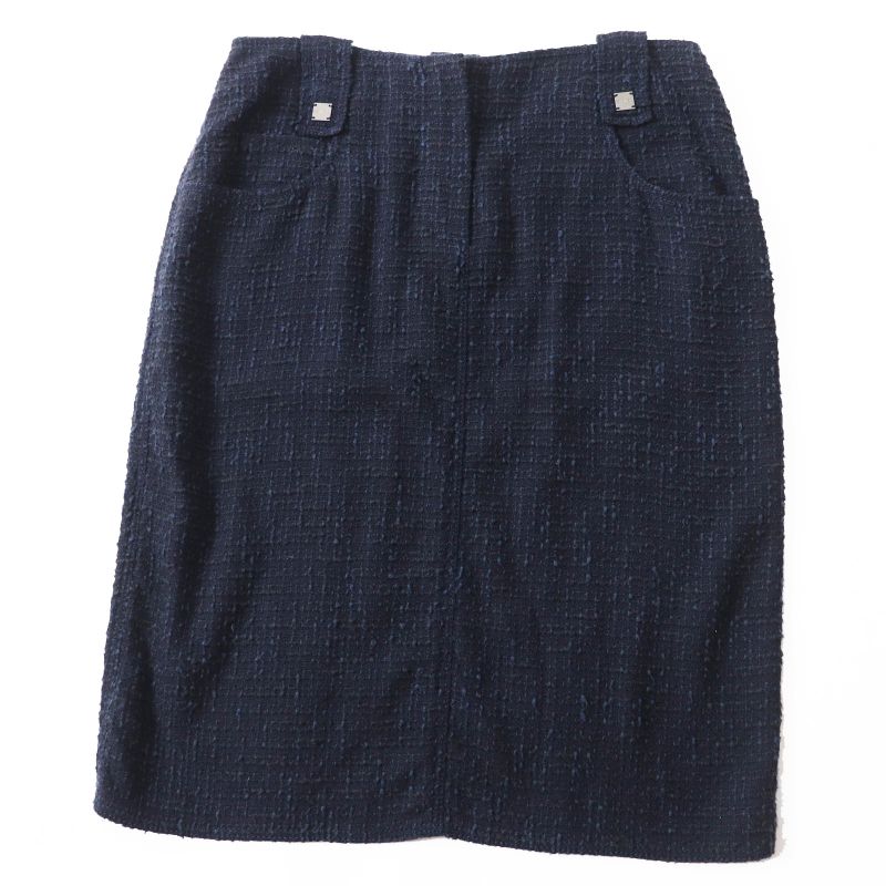CHANEL 01P P17613 Wool Cotton Logo Plate Knee Length Tweed Skirt Navy Black 40