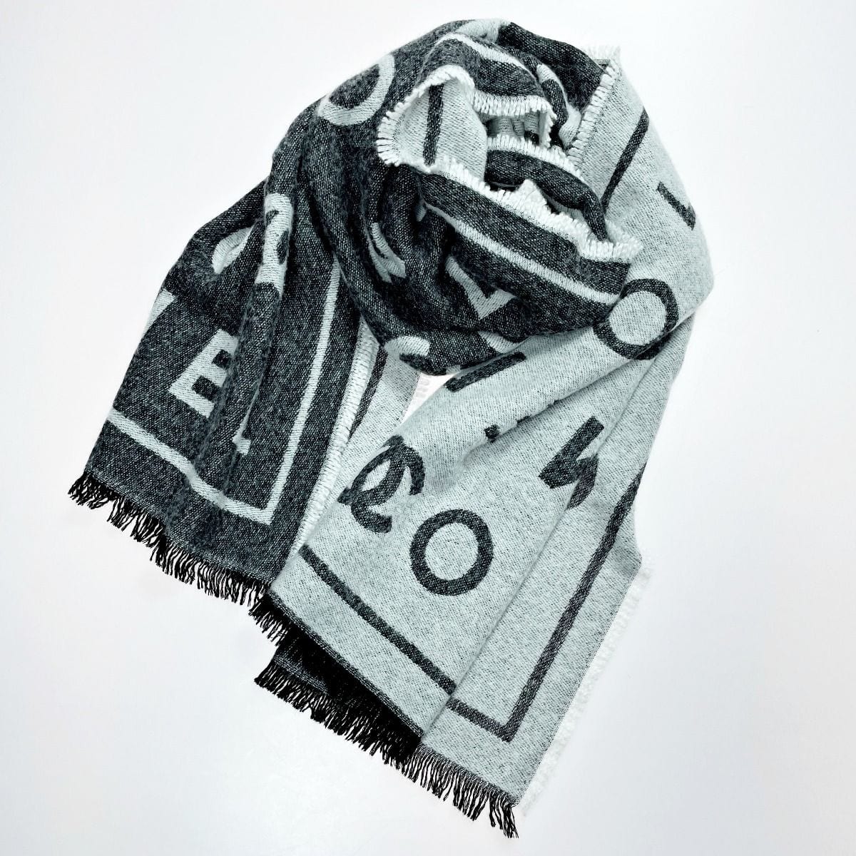 Chanel Stole Gray Here Mark 82% Cashmere 18% Silk Women's