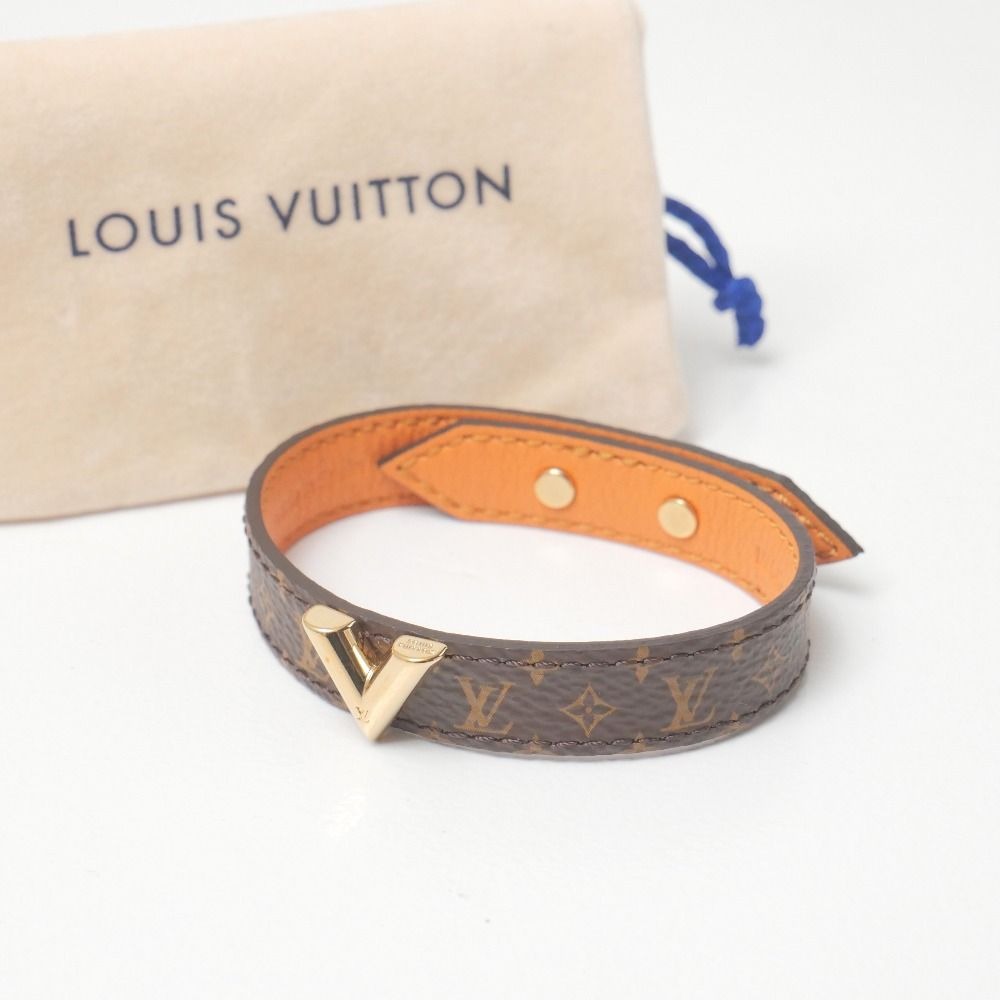 Louis Vuitton Essential Bracelet 17 Monogram Signature Calf Leather