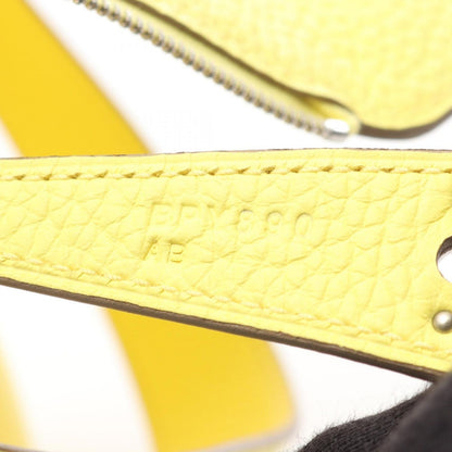 Hermes Shoulder Bag Lindy 26 Limoncello Leather — view 5