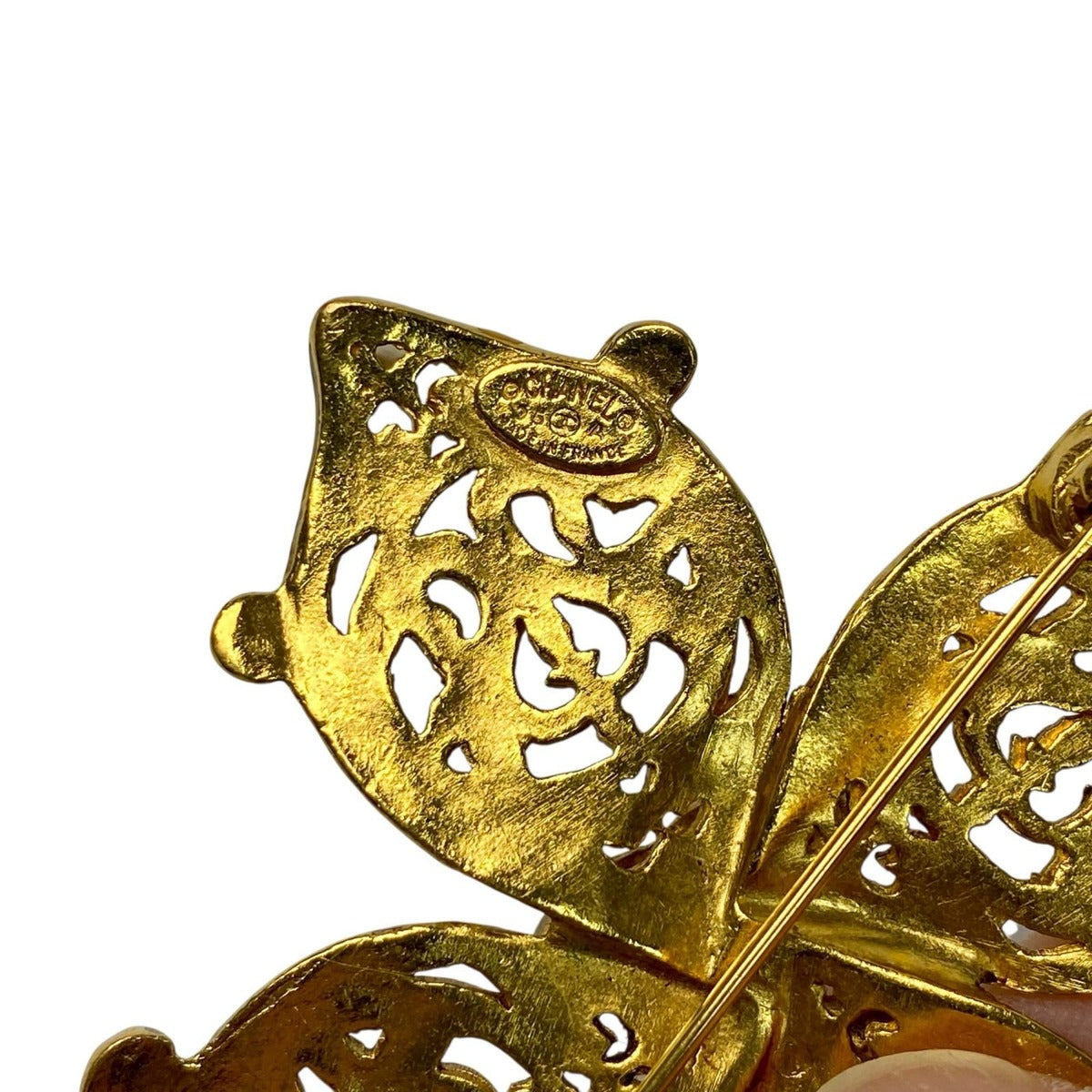 Chanel CC Logo Vintage Brooch — view 5