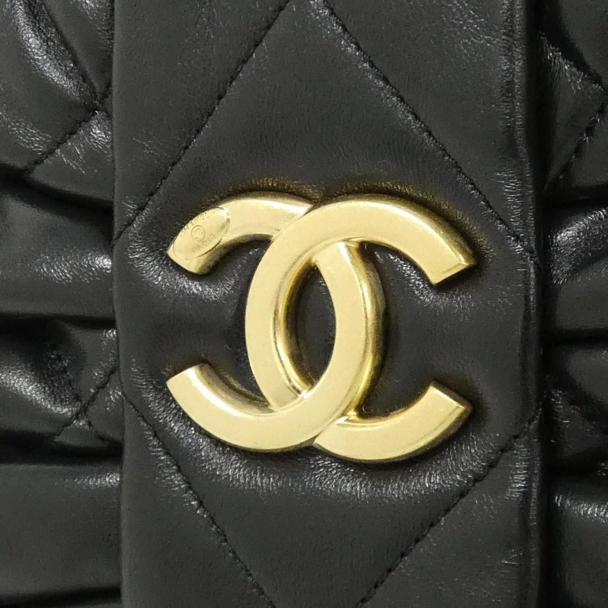Chanel Bag Handbag Black — view 4
