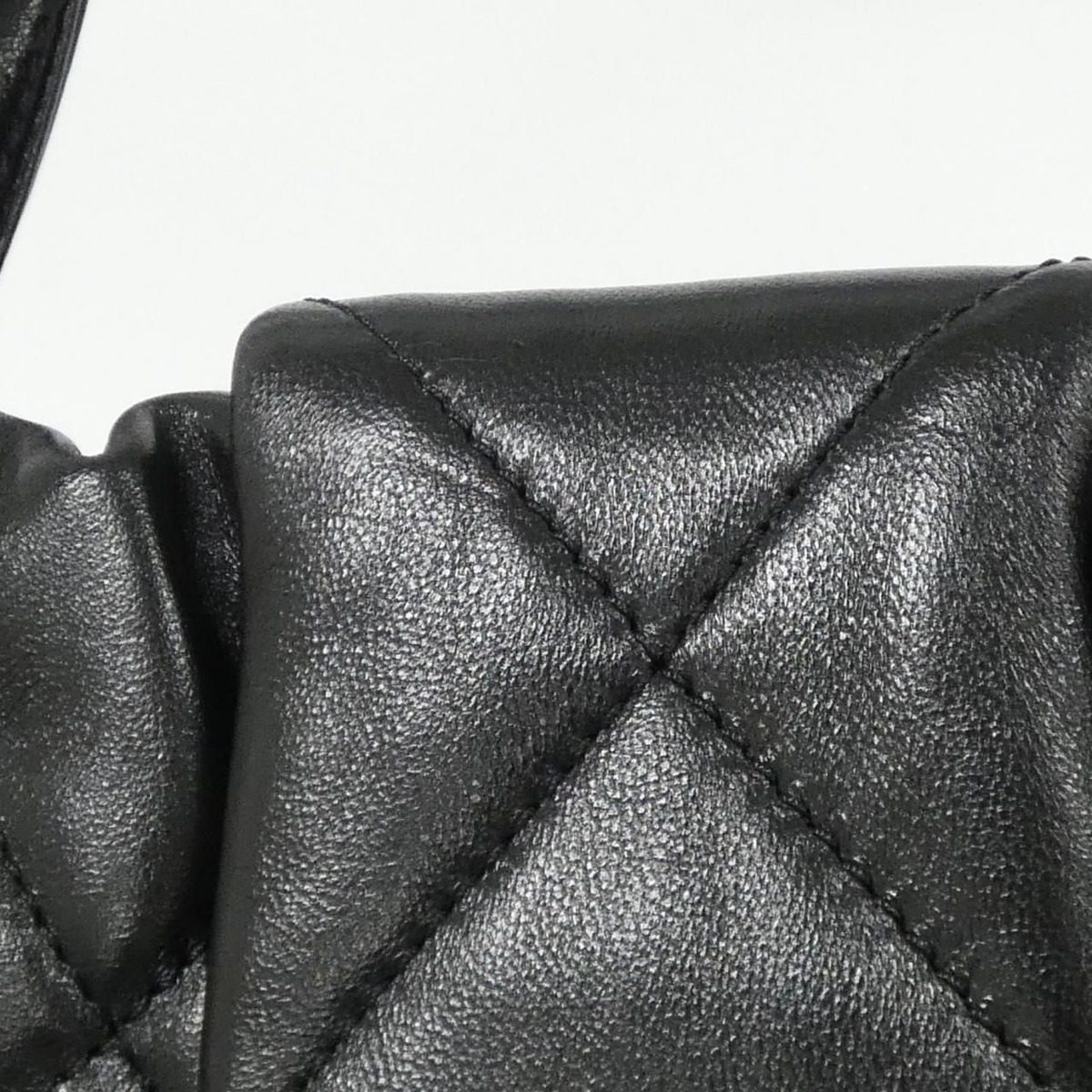 Chanel Bag Handbag Black — view 5