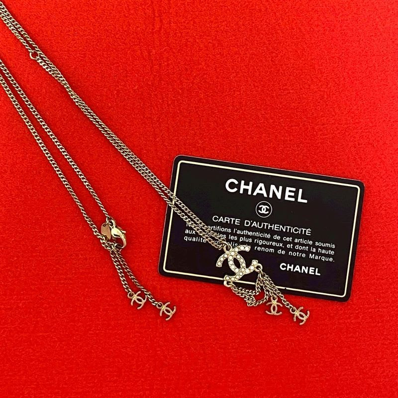 Chanel Coco Mark GP Rhinestone Faux Pearl Necklace Gold Pink 12AP