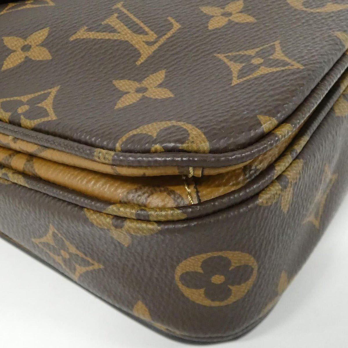 Louis Vuitton Monogram Reverse Pochette Metis MM Bag — view 3