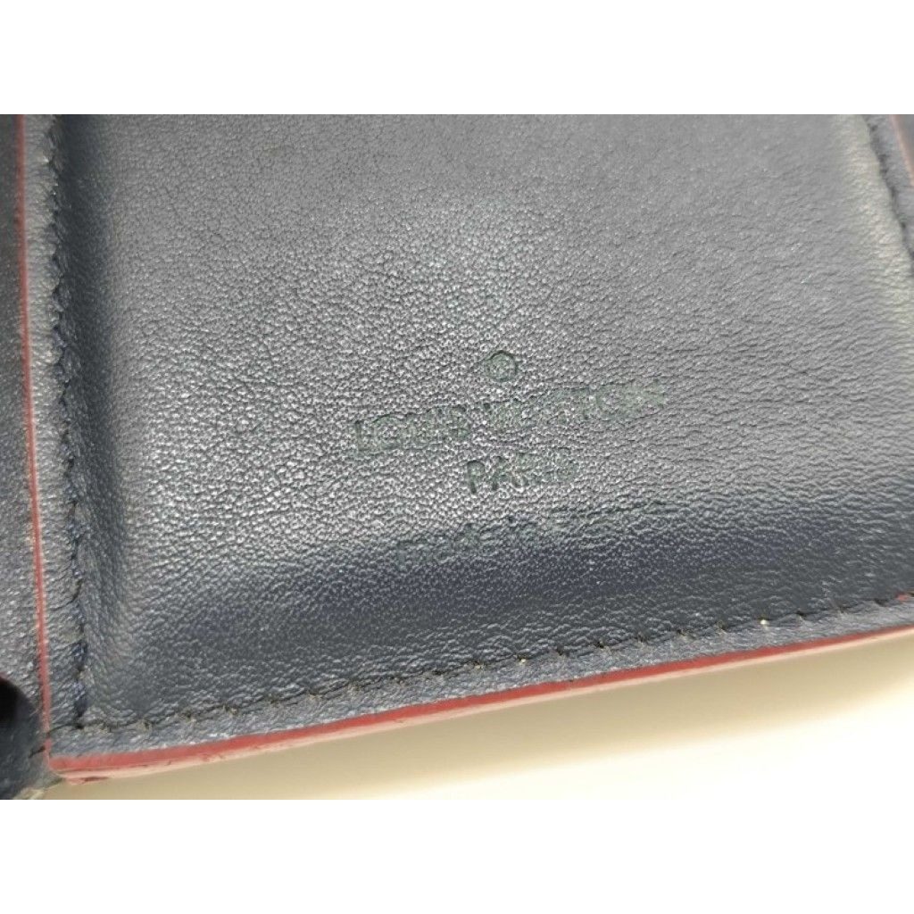 Louis Vuitton Trifold Wallet Portefeuille Capucines Compact Mari Nourge — view 6