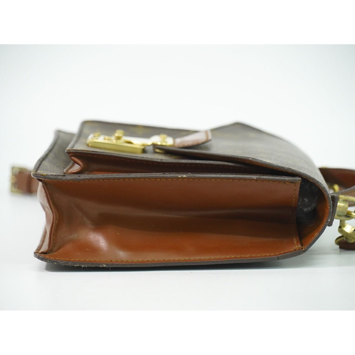 Louis Vuitton LV Monceau 26 Monogram 2-Way Shoulder Bag Brown — view 4
