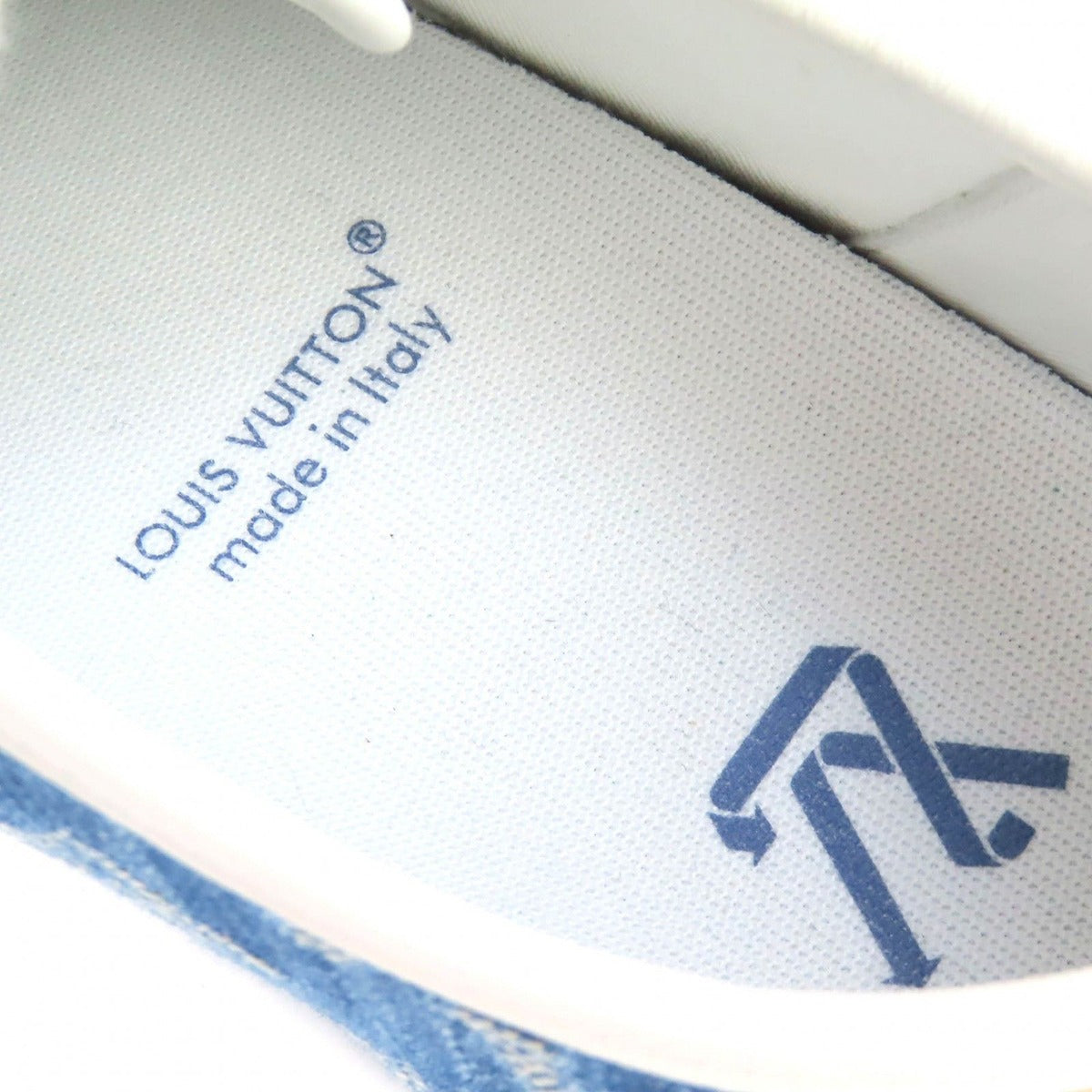 Louis Vuitton LV Rag-n-sneakers Monogram Denim Low Cut Sneakers — view 10