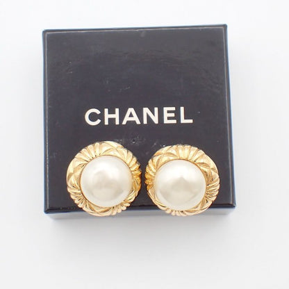 Chanel Earrings Pearl Gold 61ka992
