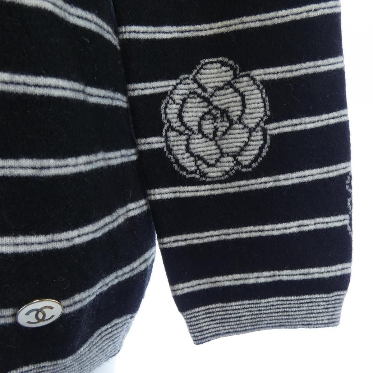 Chanel Size 38 Knit — view 7