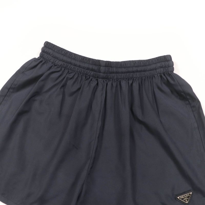 Prada 2021 P218g 100% Silk Triangle Logo Plate Shorts Black 38 Made In Italy