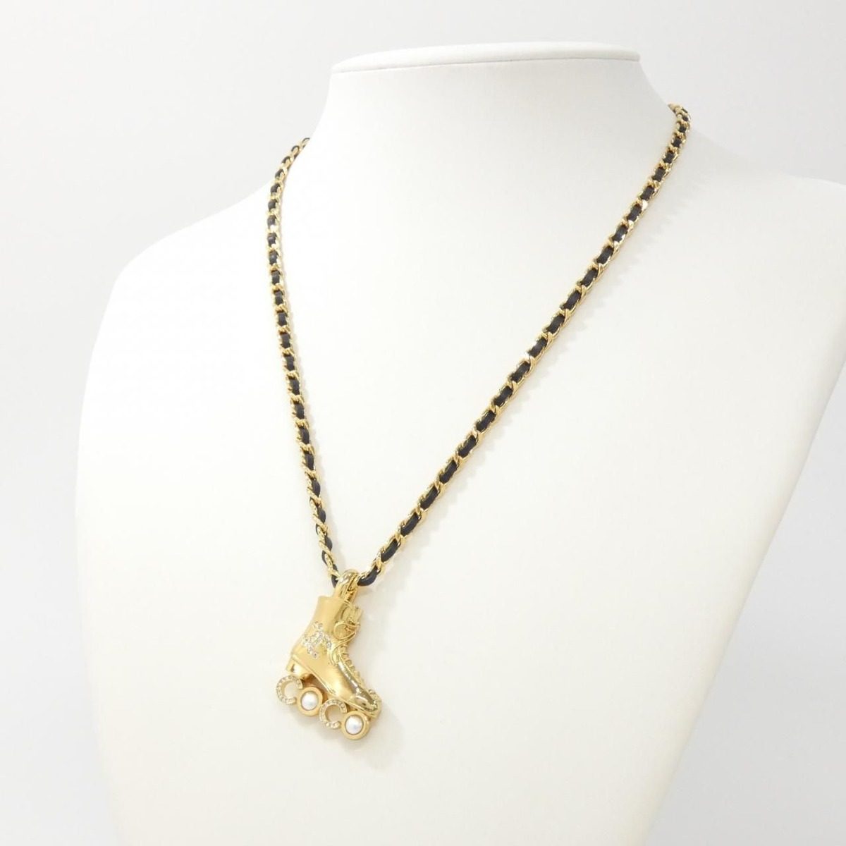 Chanel Necklace Gold — view 5
