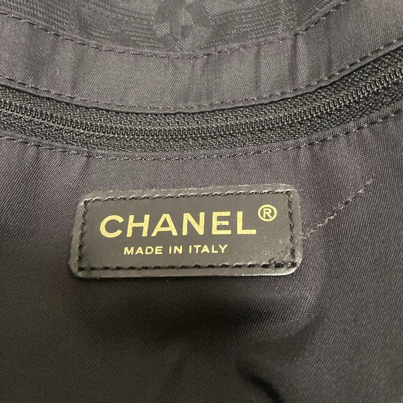 Chanel New Travel Line Tote MM Black Leather