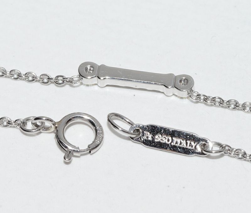 Tiffany & Co Pendant Necklace Pt950 Diamonds Total 004ct Fleur-de-lis Key Bar