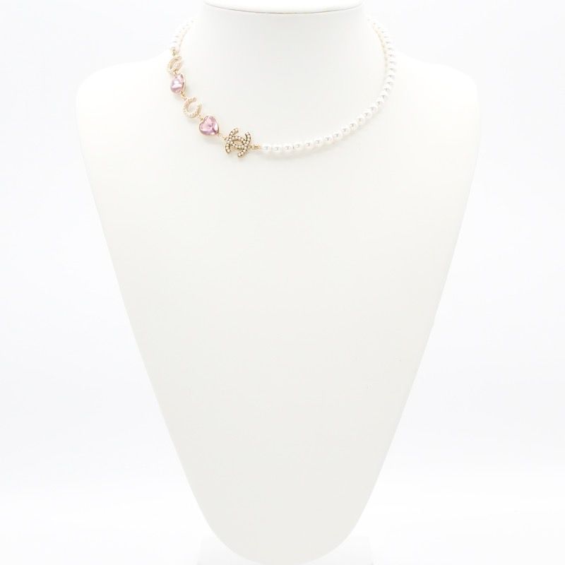Chanel Necklace Pendant Choker White Gold Pink Here Mark Heart Stone