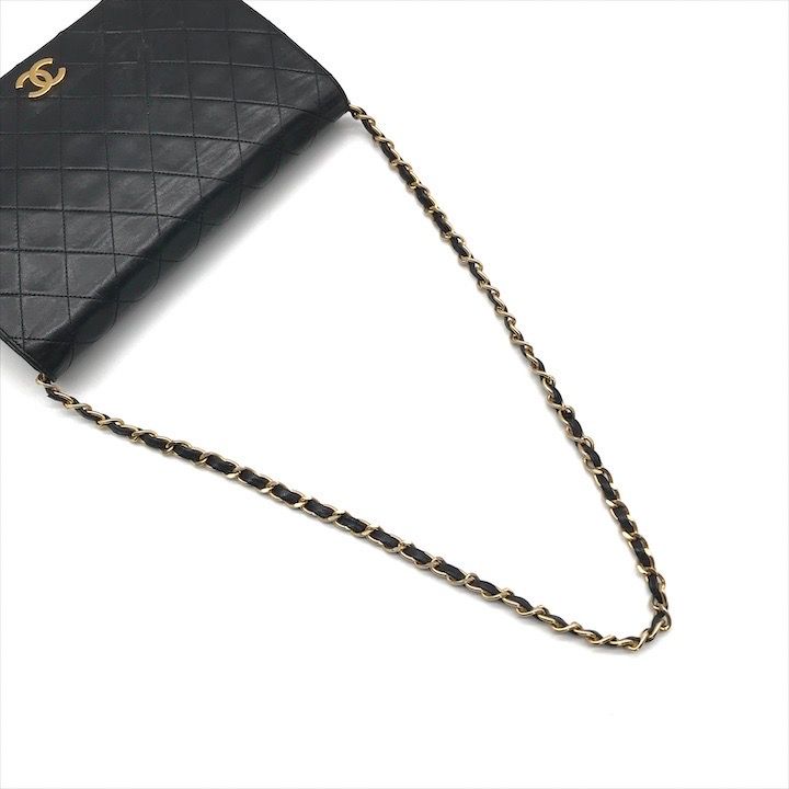 Chanel Quilted Lambskin CC Logo Push Lock Chain Shoulder Bag Black