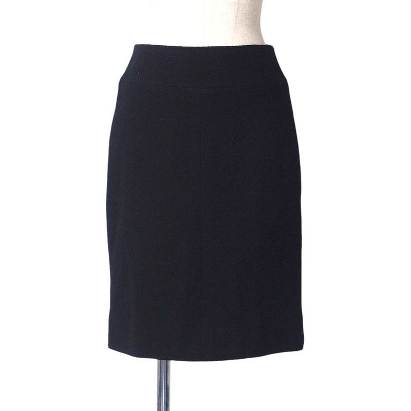 Chanel Skirt Size 34 06A Stretch Tight Skirt CC Coco Mark Wool Made In France