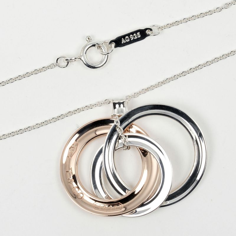 Tiffany & Co 1837 Interlocking Circle 925 Silver And Rubed Metal Ladies 5.11g