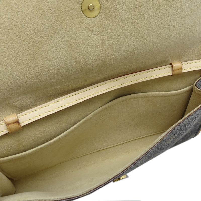 Louis Vuitton Shoulder Bag