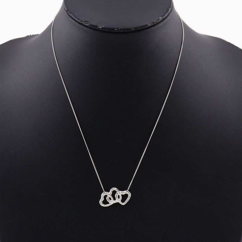 Tiffany & Co Triple Heart 925 Silver Ladies 3.9g Necklace