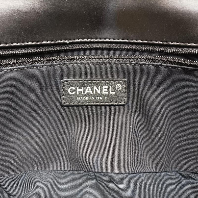 Chanel Boy Chanel Black And White Leather A66713 15641012