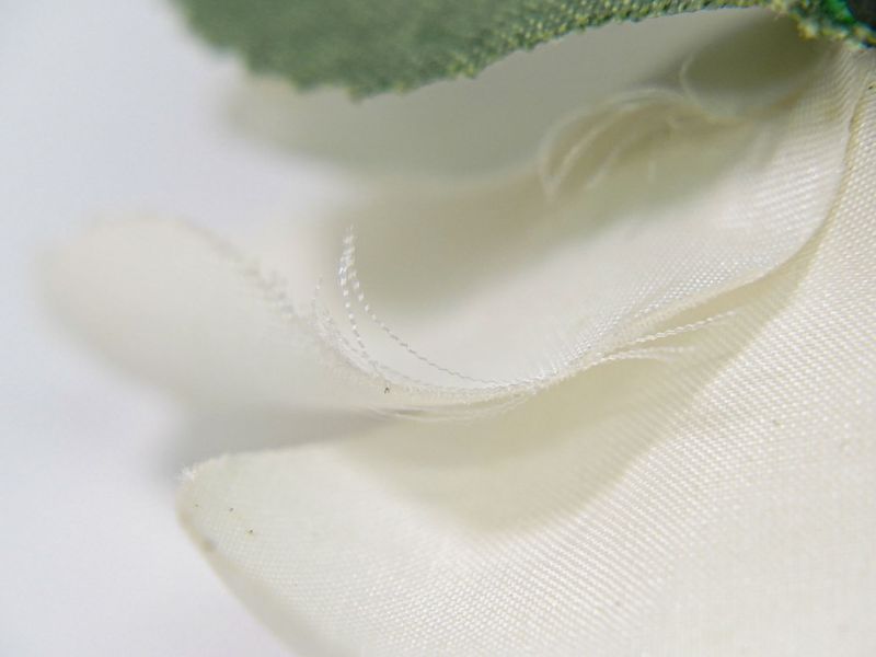 Authentic Chanel Camellia Corsage Brooch Nylon White Green Camellia Accessories