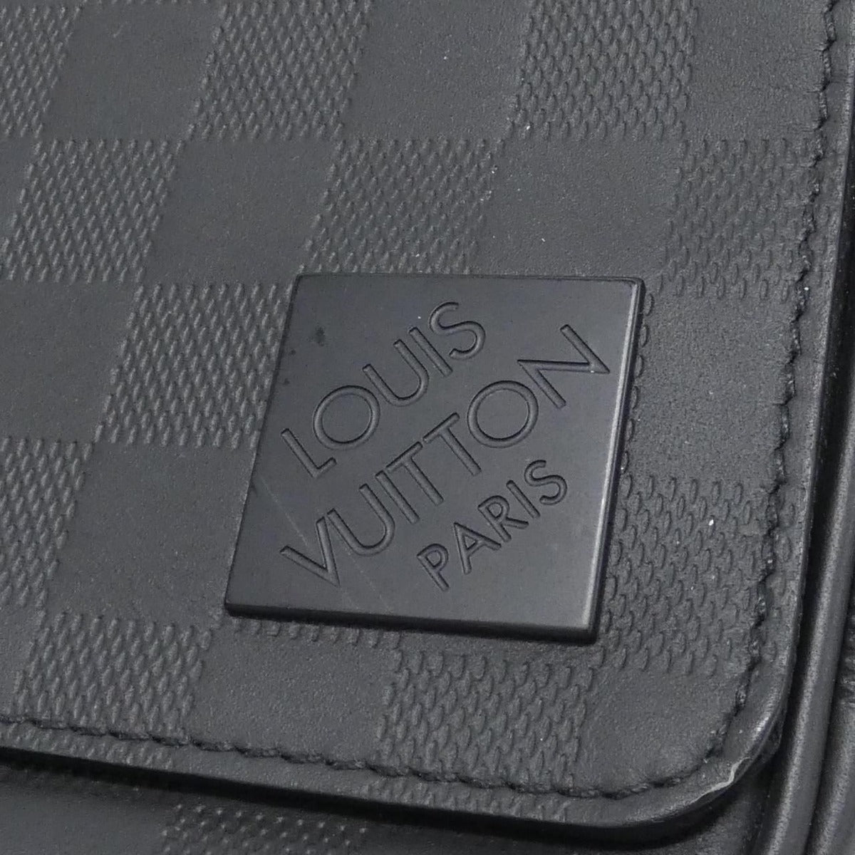 Louis Vuitton Damier Infini District PM Shoulder Bag — view 4