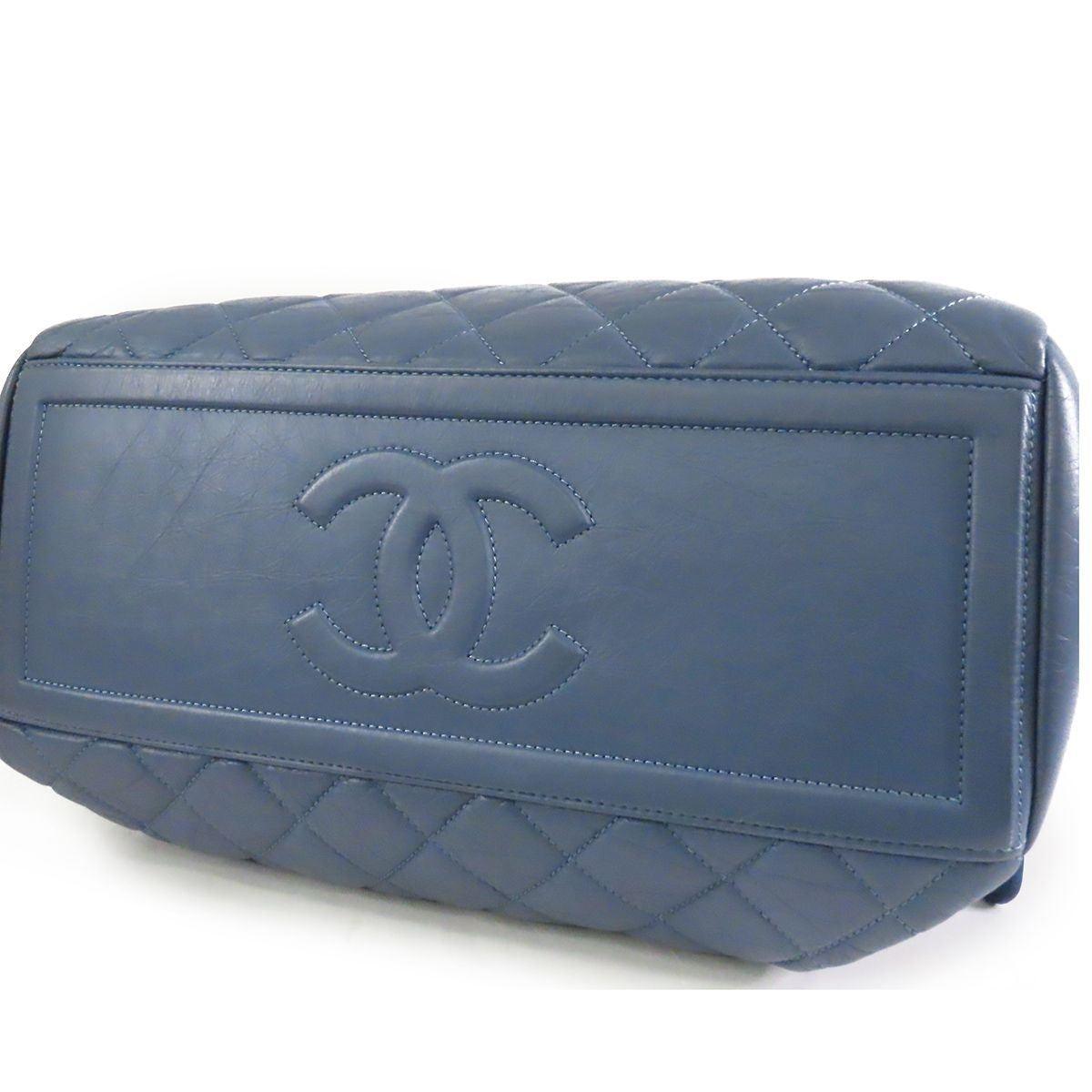 Chanel Bowling Bag Pale Blue Silver Calfskin 2-Way — view 3