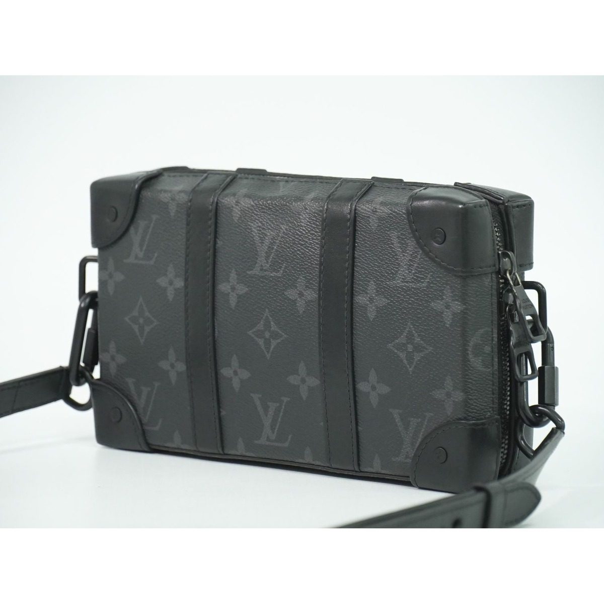 Louis Vuitton LV Soft Trunk Wallet Monogram Eclipse Shoulder Black — view 2