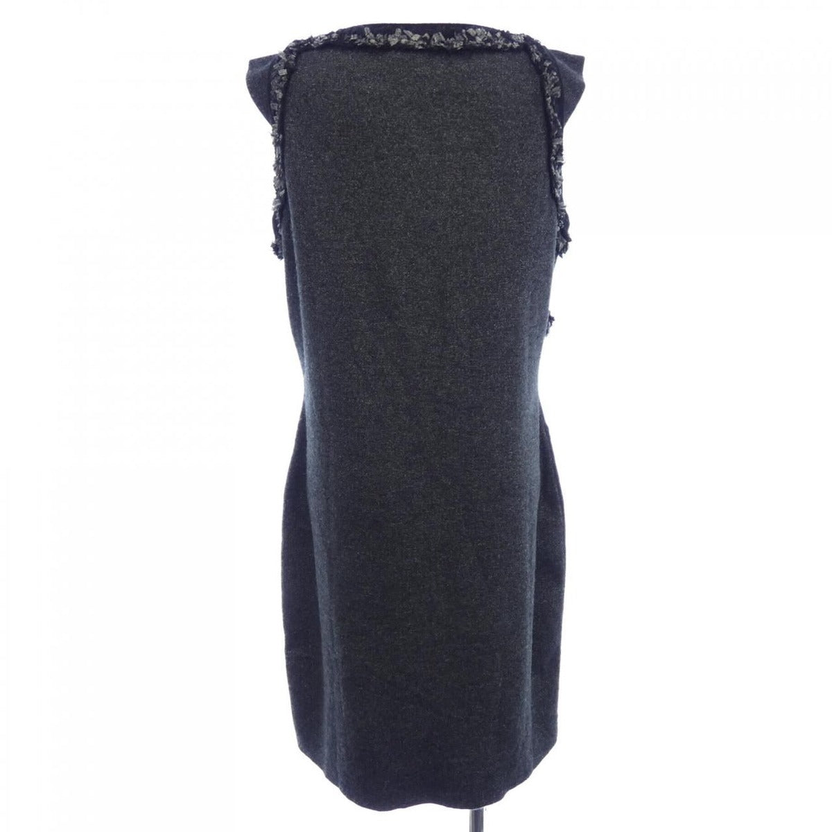 Chanel one Piece — view 2