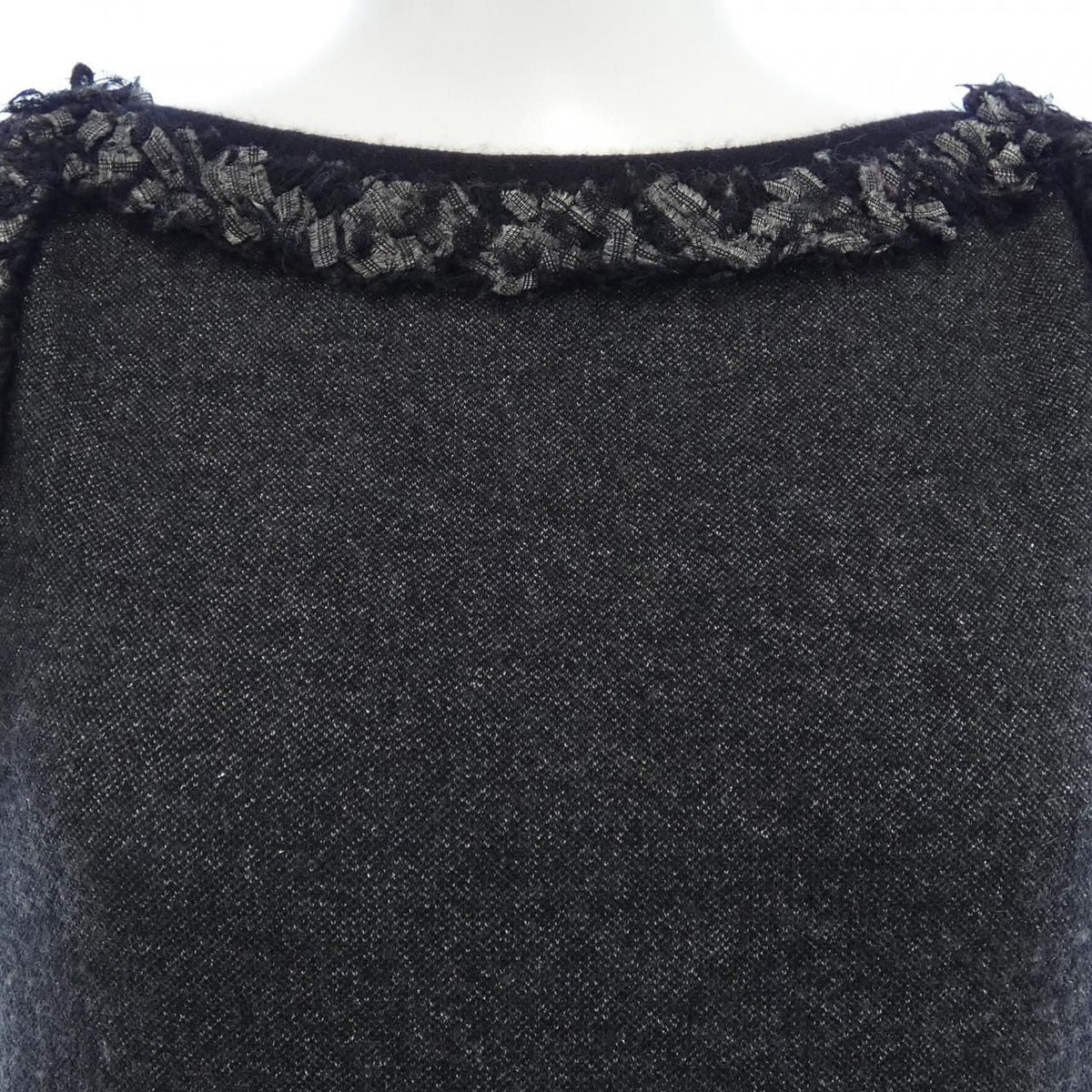 Chanel one Piece — view 5