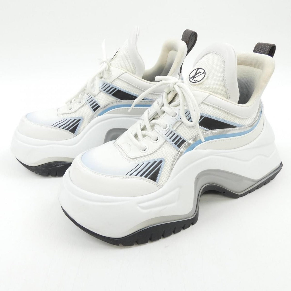 Louis Vuitton LV Aklite 2.0 Sneaker Black White Blue — view 3