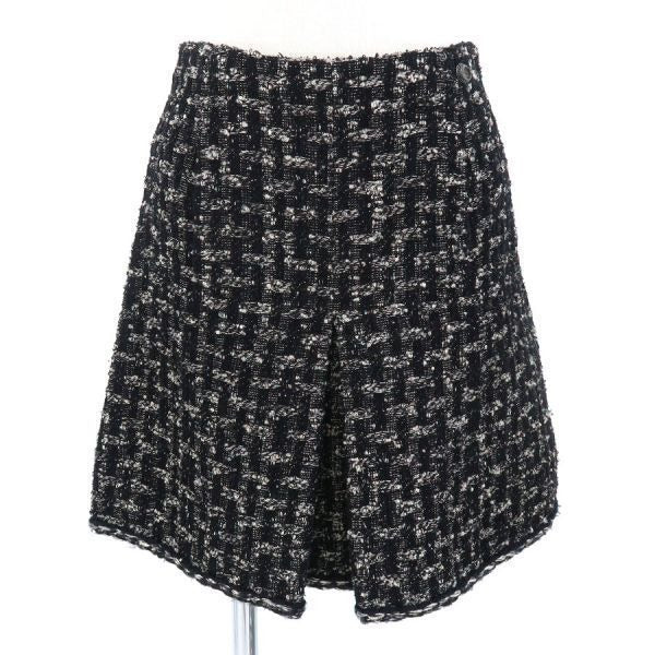 Chanel Skirt Size 34