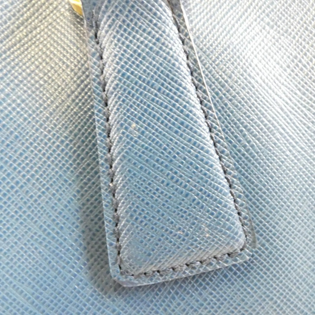 Prada Bag Gold — view 4