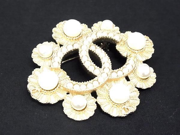 Chanel Coco Mark D16V Pearl Pin Brooch Pin Brooch Pin Badge Accessories