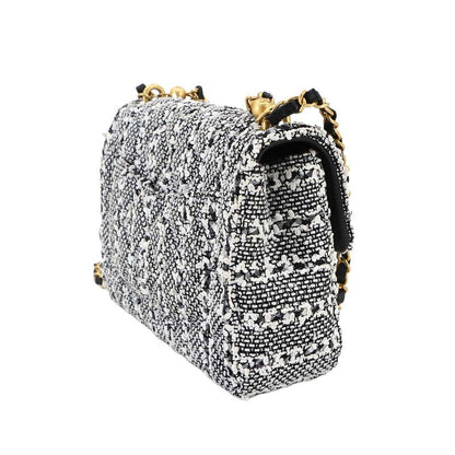 Exhibited Chanel Pearl Chain 2way Hand Shoulder Bag Tweed Lambskin White Black