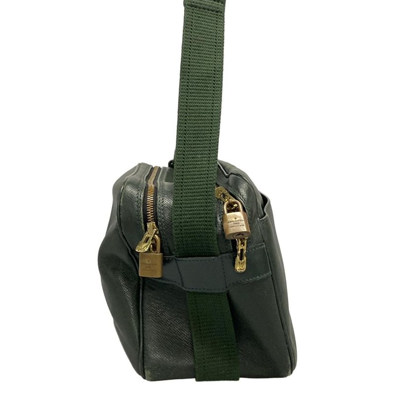 Louis Vuitton Taiga Reporter Shoulder Bag M30154 Epi Cair Leather