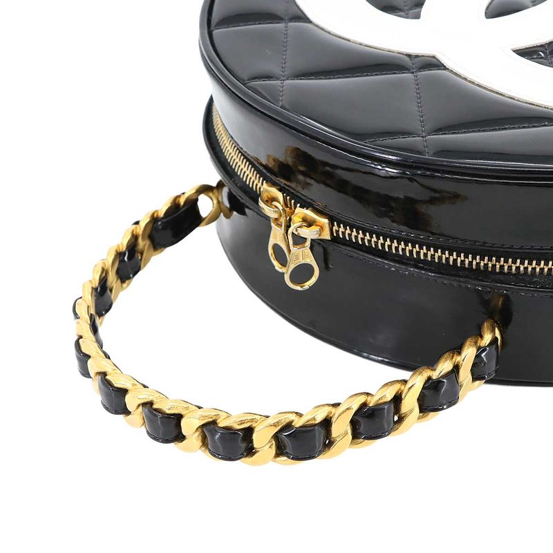 Chanel Matelasse Round Vanity Hand Bag Enamel Black White Vintage Gold Hardware