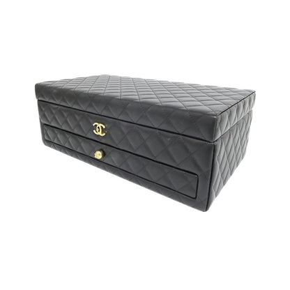 Chanel Box Black