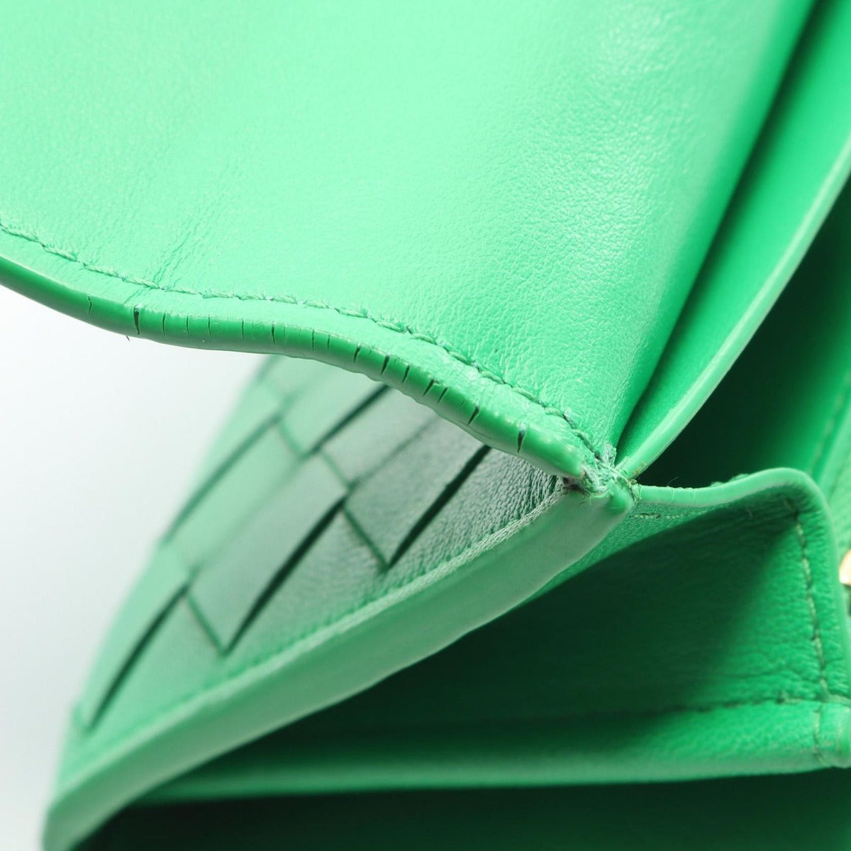 Bottega Veneta Bifold Wallet Intrecciato Green Leather Zip — view 7