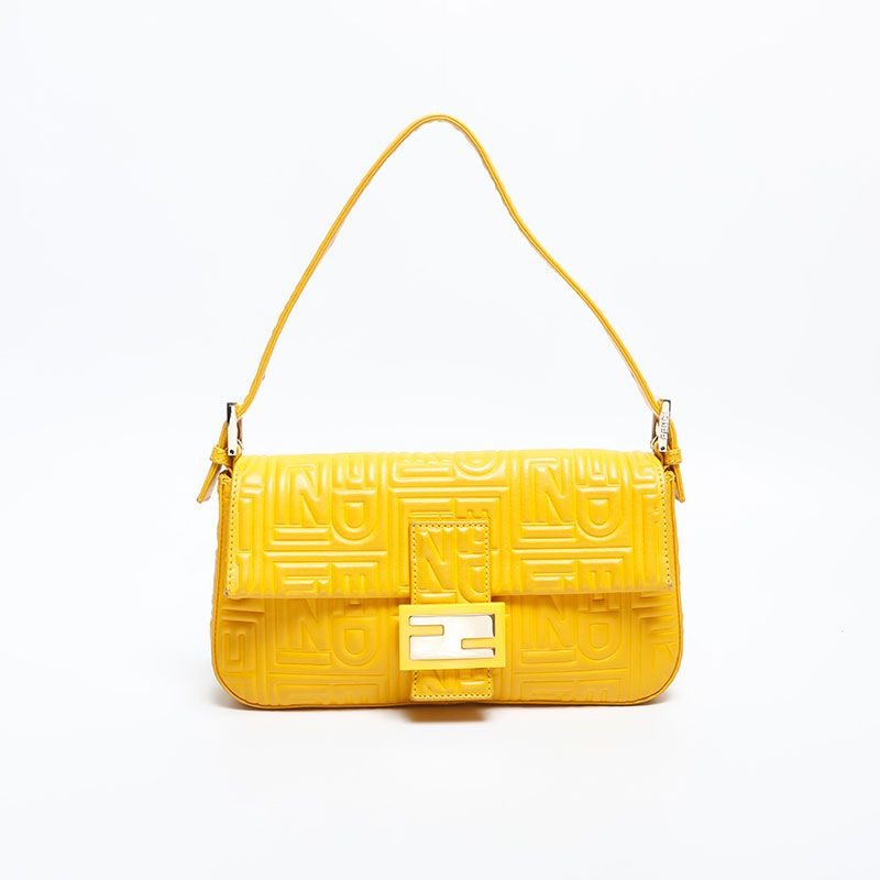 Fendi Shoulder Bag Matelasse Mamma Bucket Leather