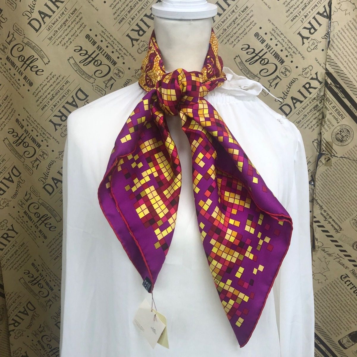 Hermes Scarf Carre 90 Silk Mosaique 24 Horse Pattern — view 2